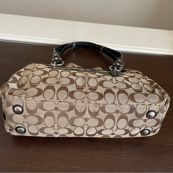 Coach Signature Penelope shoulder bag - Picture 9 of 12